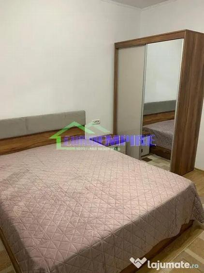 Casă cu 5 camere cu Teren 150 Mp în Lazu
