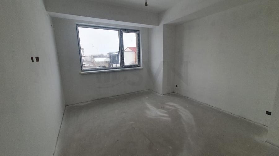 Apartament cu 2 camere decomandat în Chibrit