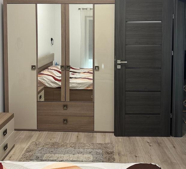 Apartament cu 2 camere decomandat în Exterior Vest