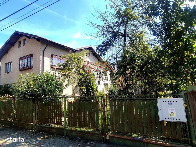 Casă cu 4 camere în Schela