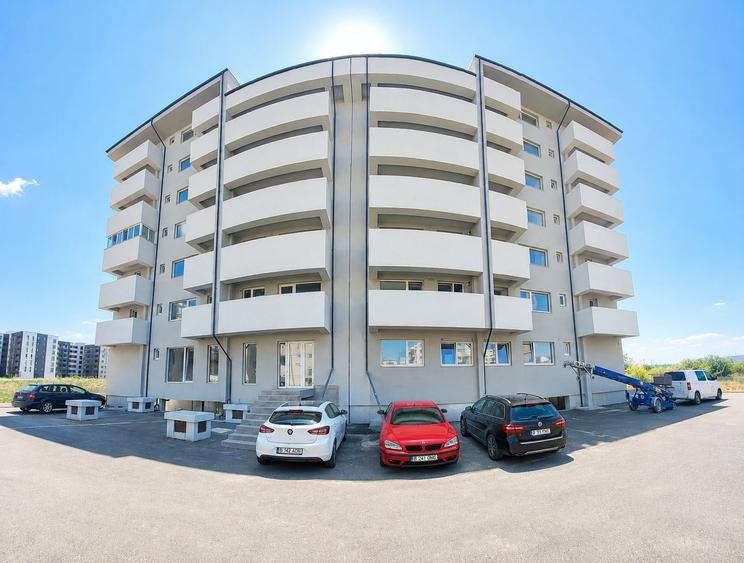 Garsonieră decomandată în Apărătorii Patriei