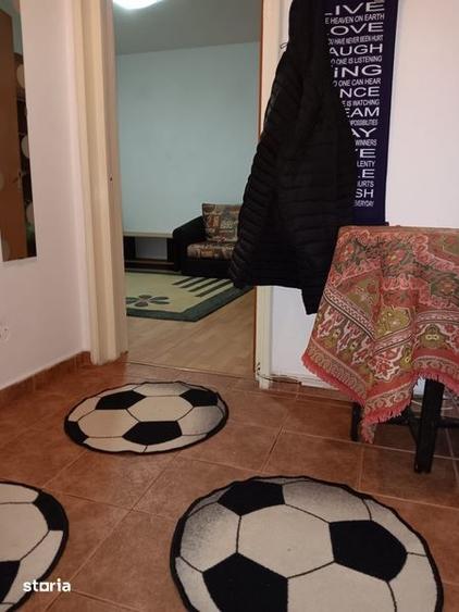 Apartament cu 2 camere semidecomandat în Titan