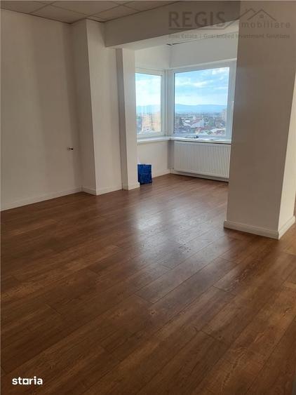 Spațiu comercial, de 27 mp, în Centrul Civic