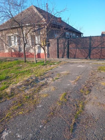 Casă cu 3 camere în Iermata