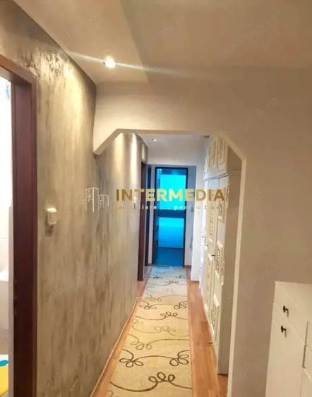 Apartament cu 3 camere decomandat în Tolstoi