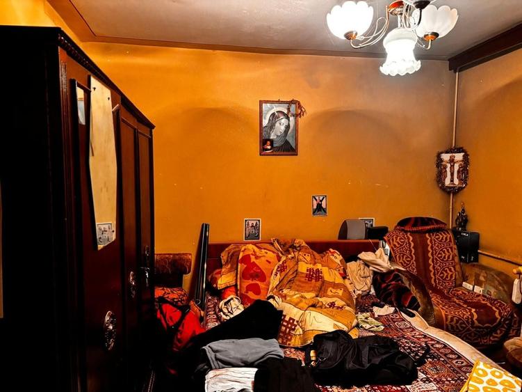 Apartament cu 4 camere decomandat în Sebastian