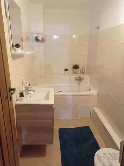 Apartament cu 2 camere decomandat în Sebastian
