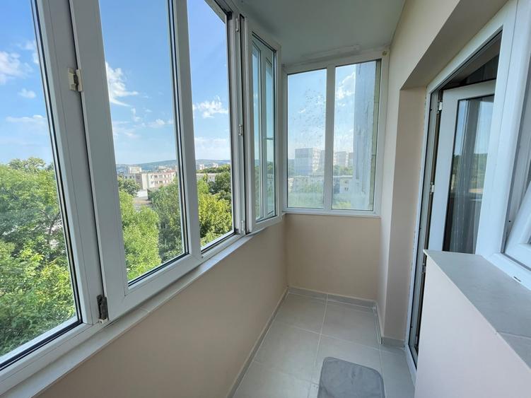 Apartament cu 2 camere decomandat, mobilat în Tătărași