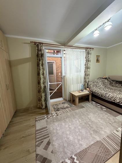 Casă individuală cu 4 camere cu Teren 327 Mp în Cetate