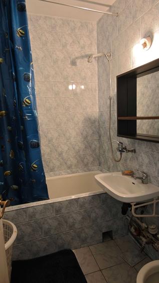 Apartament cu 2 camere semidecomandat în Tătărași