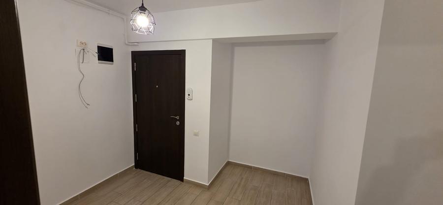 Apartament cu 2 camere decomandat în Păcii