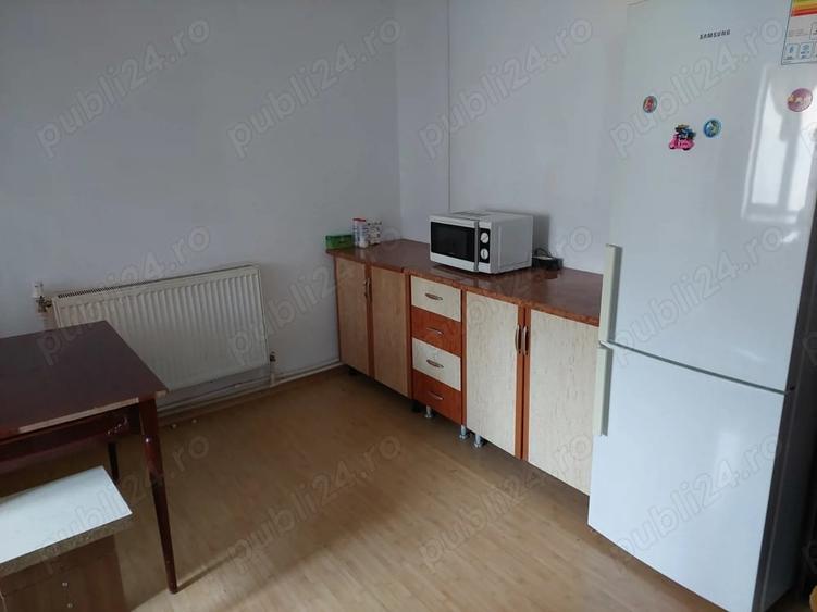 Casă cu 1 camere cu Teren 100 Mp în Central