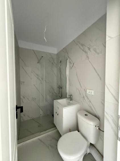 Apartament cu 3 camere decomandat în Militari