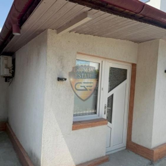 Casă cu 3 camere cu Canalizare în Delfinariu