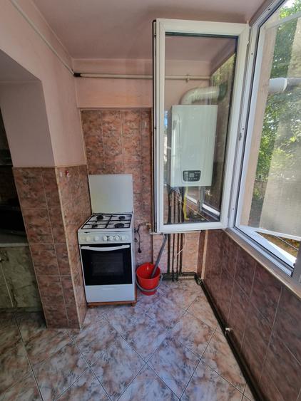 Apartament cu 2 camere decomandat în Tolstoi
