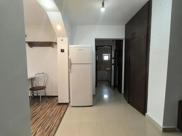 Apartament cu 2 camere decomandat în Confecții