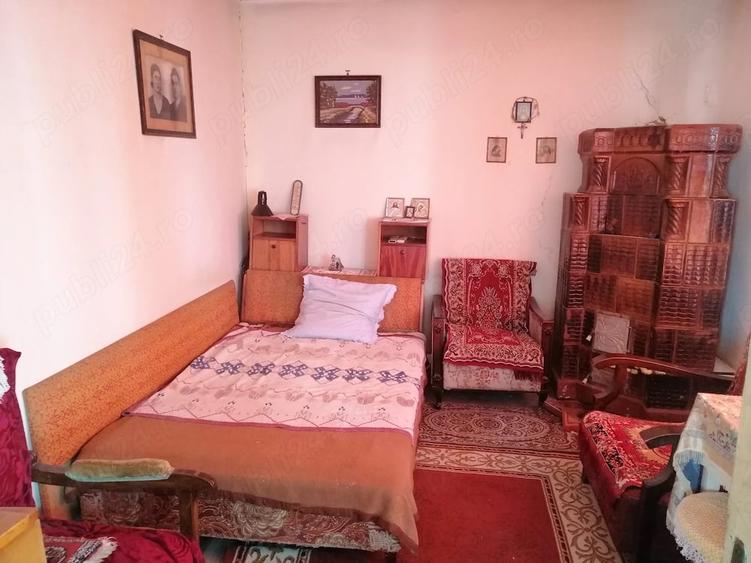 Casă cu 4 camere cu Teren 987 Mp în Valea Călugărească