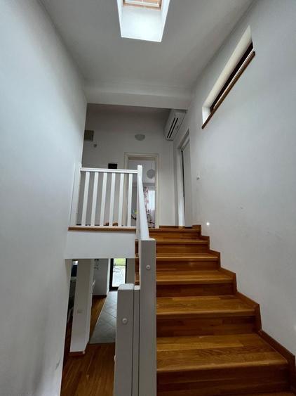 Casă cu 4 camere în Afumați