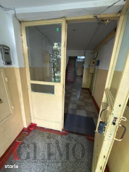 Apartament cu 2 camere decomandat în Micro 40