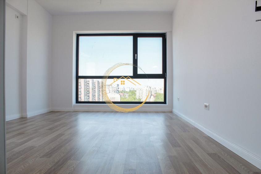 Apartament cu 3 camere decomandat în Theodor Pallady