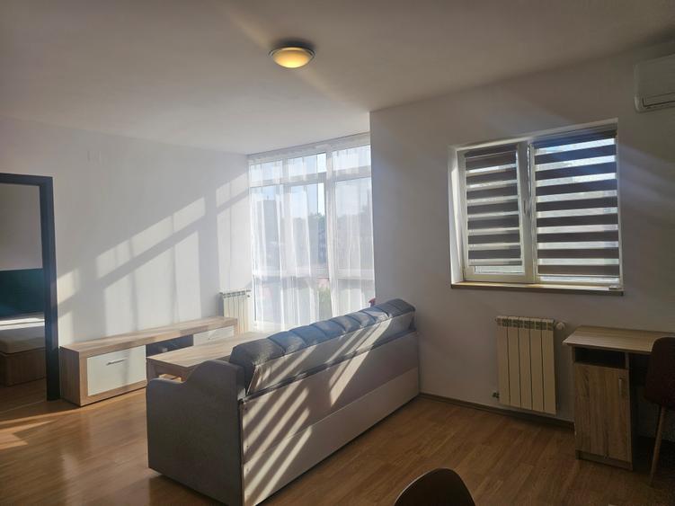 Apartament cu 2 camere semidecomandat în Tătărași
