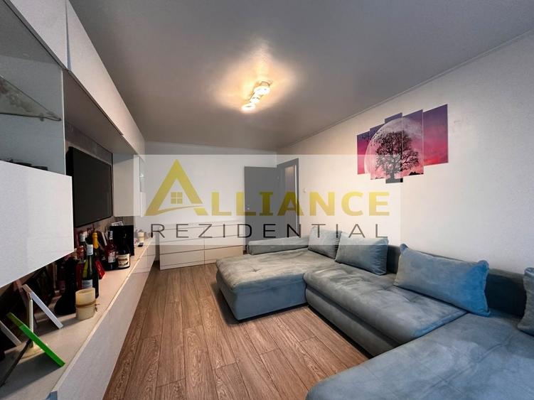 Apartament cu 3 camere decomandat, mobilat în Berceni