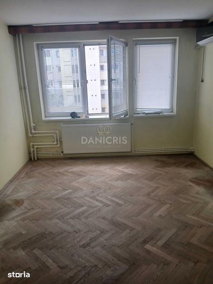 Apartament cu 2 camere semidecomandat în Tomis II
