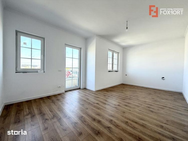 Casă cu 5 camere cu Teren 300 Mp în Giarmata