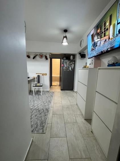 Apartament cu 3 camere decomandat, mobilat în Bogdan Vodă