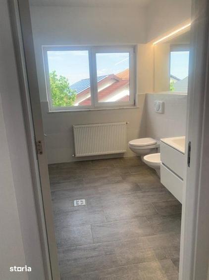 Casă cu 5 camere cu Teren 395 Mp în Central