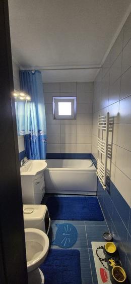 Apartament cu 3 camere decomandat în George Enescu