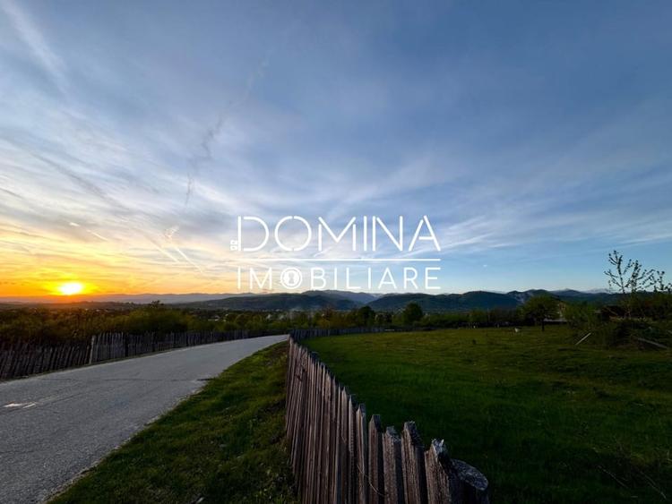 Teren Construcții intravilan de 3262 mp, în Baia de Fier