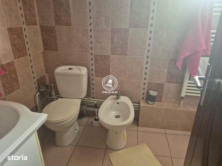 Apartament cu 3 camere decomandat în Păcurari