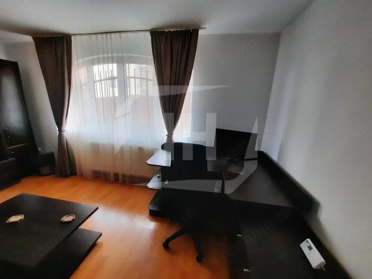 Apartament cu 2 camere decomandat în Andrei Mureșanu