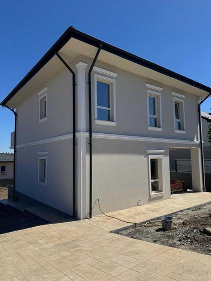 Casă cu 4 camere în Valea Lupului