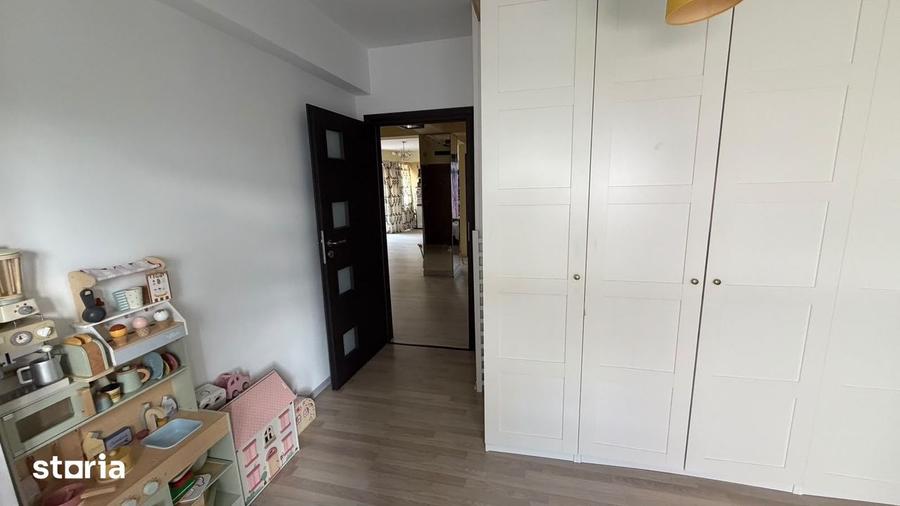 Apartament 3 camere cu 3 balcoane loc de parcare bloc nou Compozitoril - 4