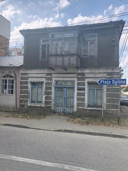 Casă cu 4 camere în Central