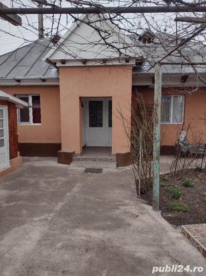 Casă cu 3 camere în Girov