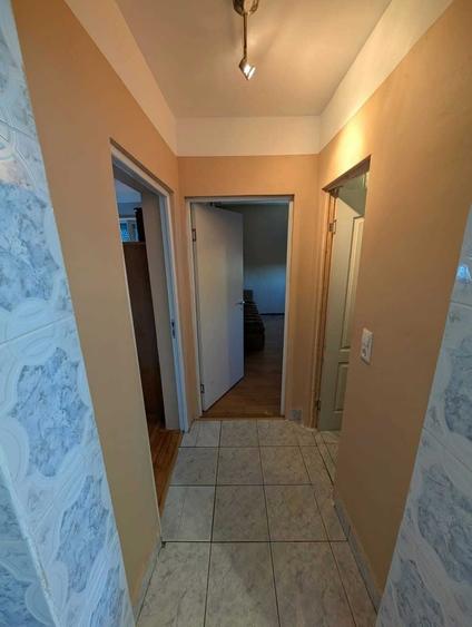 Apartament cu 2 camere decomandat în Exterior Vest