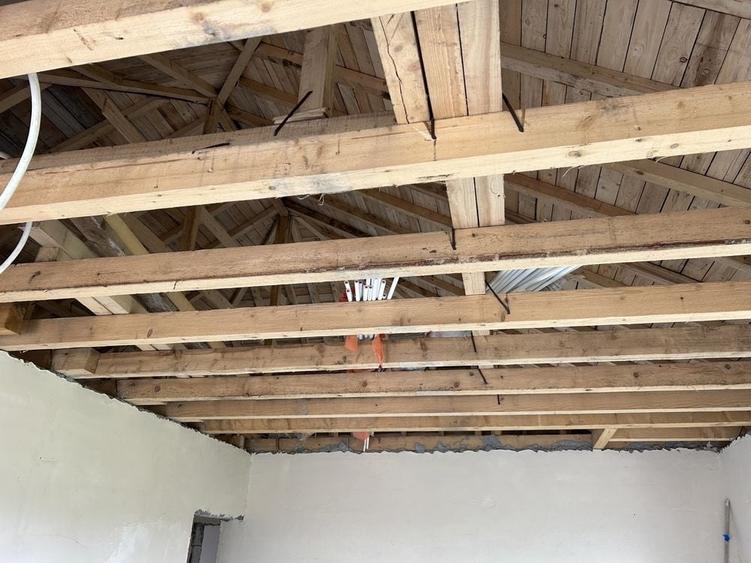 Casă cu 4 camere în Valu lui Traian