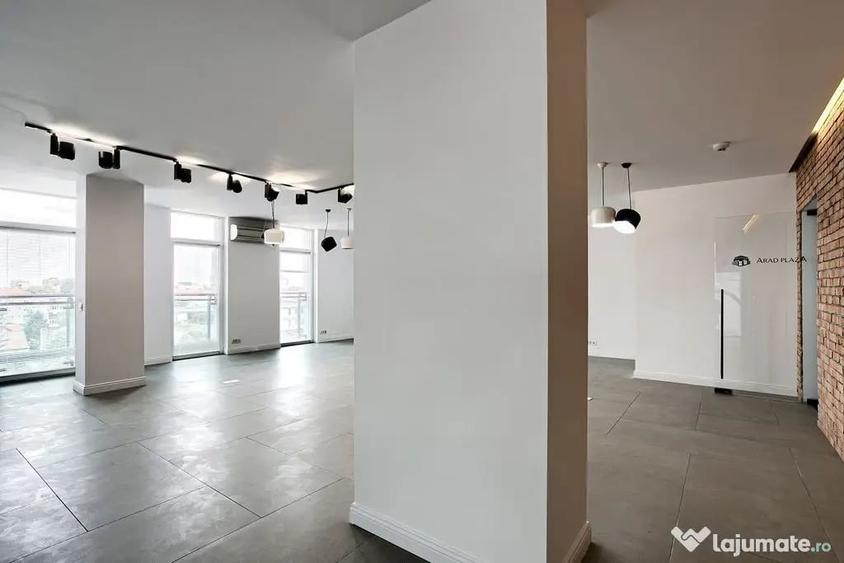 Spațiu comercial, de 151 mp, în Ultracentral
