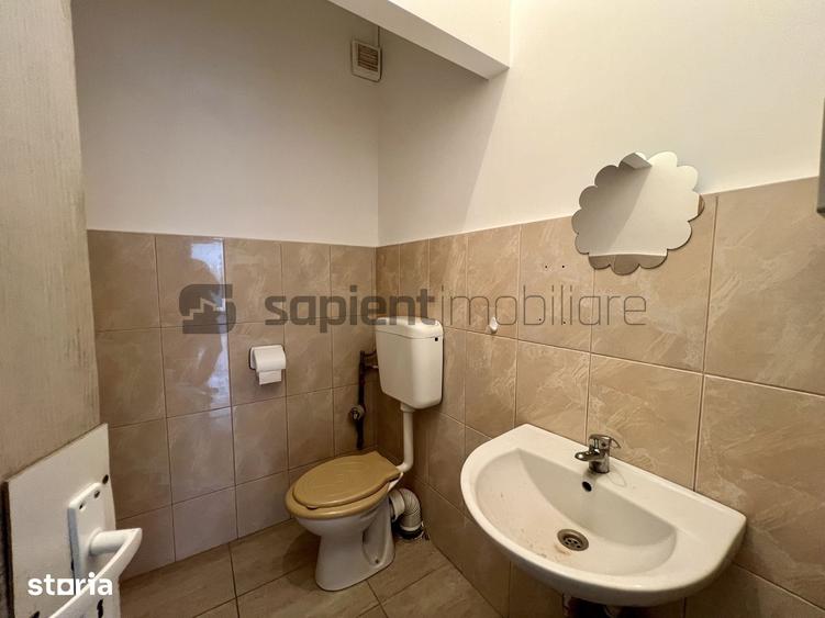 Spațiu comercial, de 32 mp, în Central