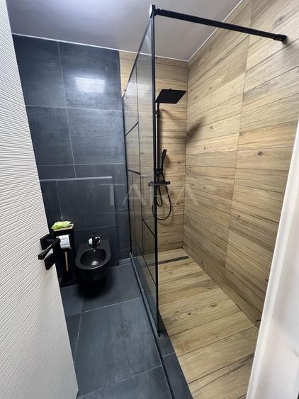 Apartament cu 2 camere decomandat, mobilat în Iris