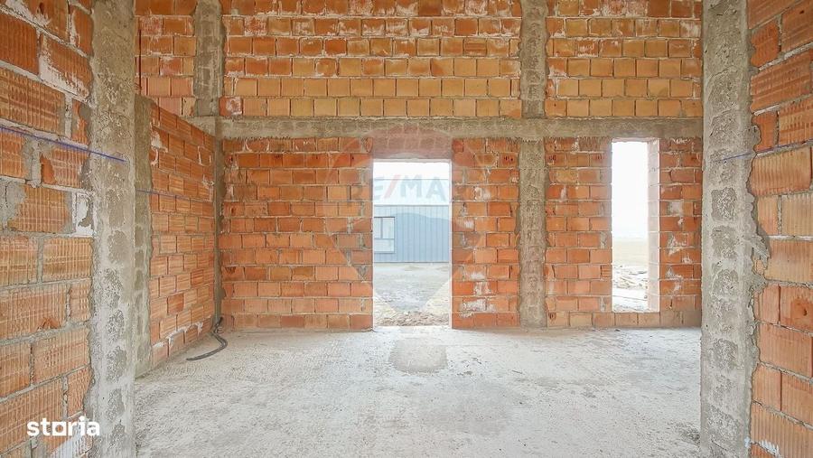 Casă cu 3 camere în Central