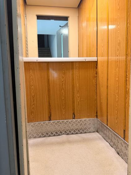 Apartament cu 4 camere decomandat în Sălaj