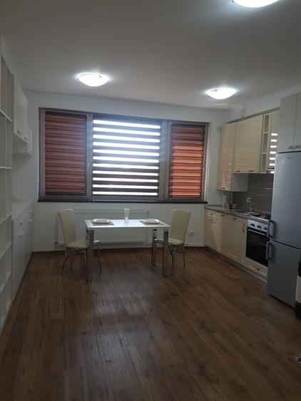 Apartament cu o camera de inchiriat - 6