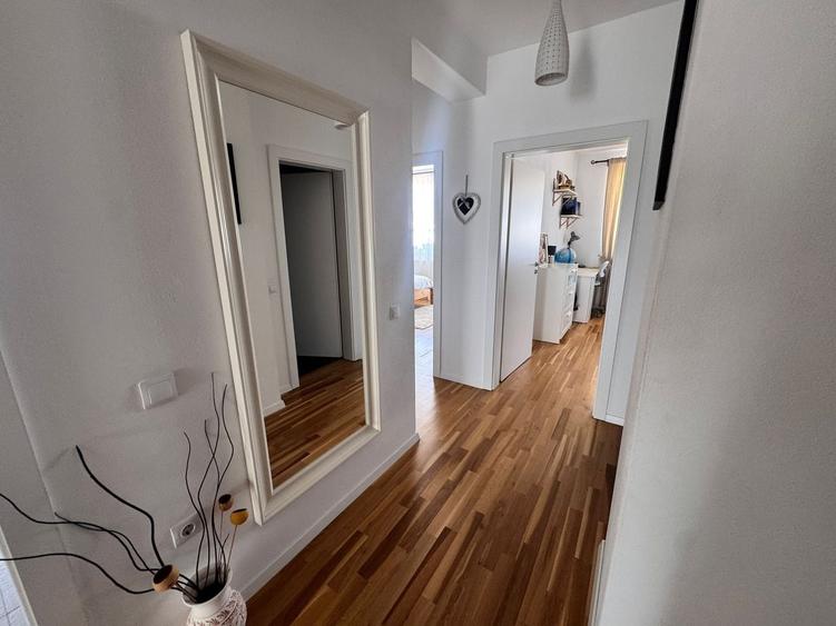 Apartament cu 3 camere decomandat, mobilat în Șelimbăr