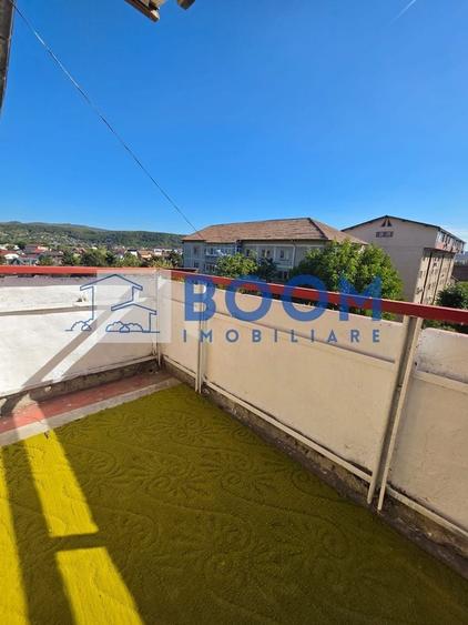 Apartament cu 3 camere decomandat în Cartierul Nord