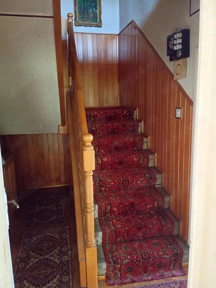 Casă cu 6 camere cu Teren 390 Mp în Central