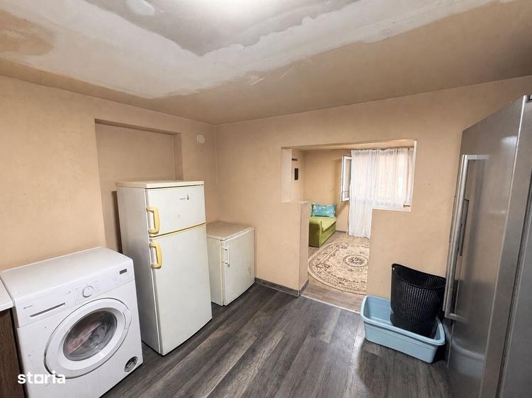 Casă cu 3 camere în Central
